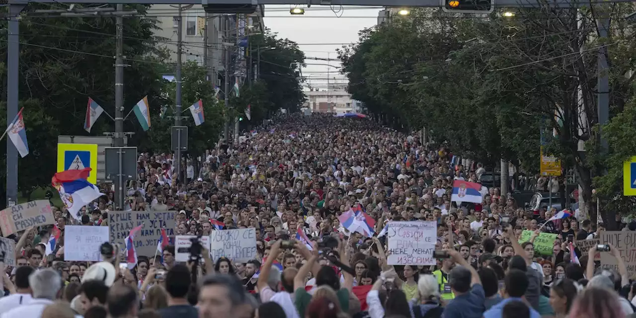 Le proteste in Serbia si sono allargate - Il Post