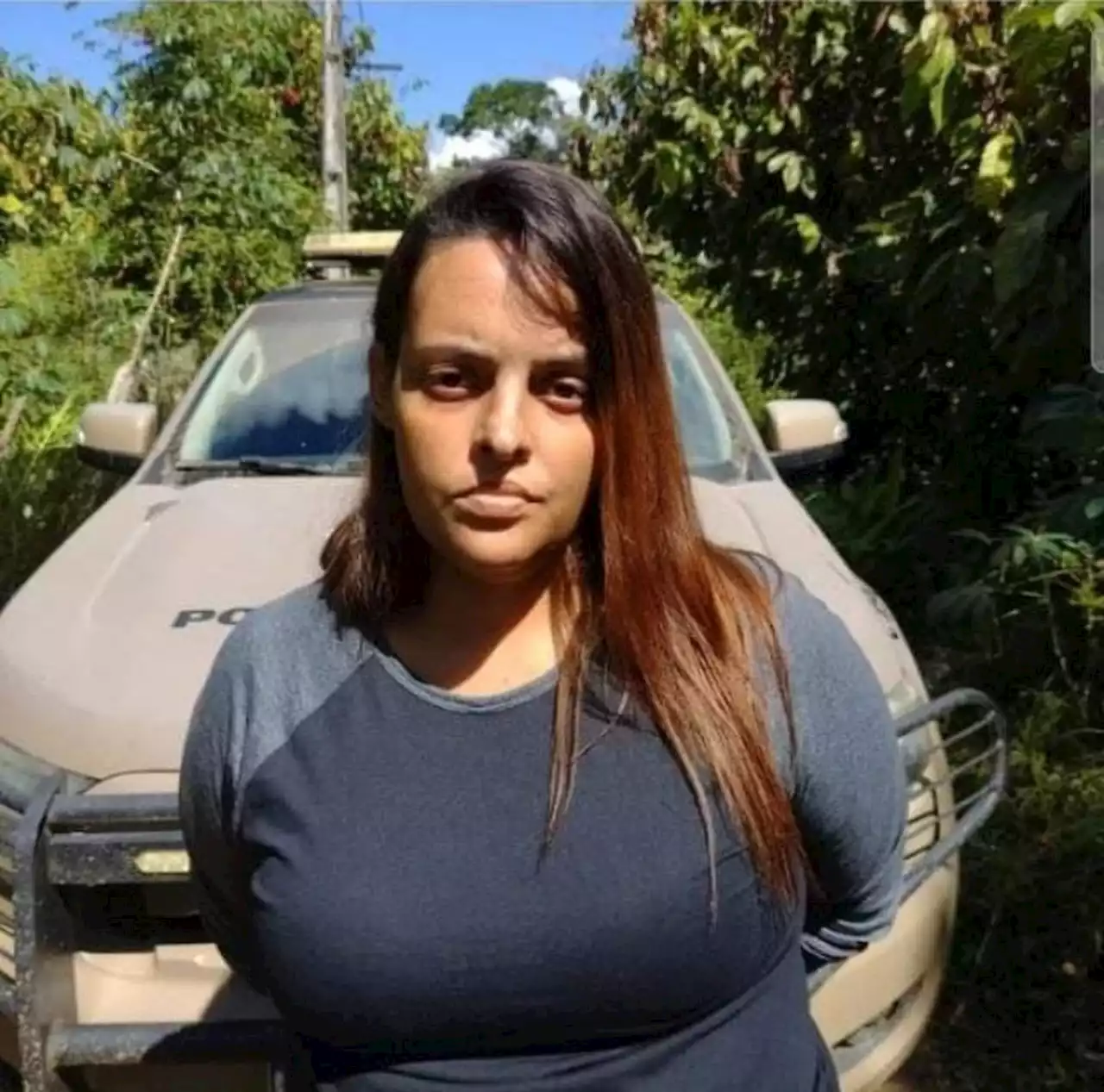 Mulher envenena marido e filhos na Bahia, e filma homem agonizando até a morte