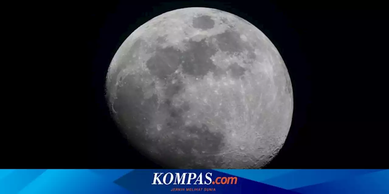 Mengapa Bulan Terlihat Berwarna Abu-abu?