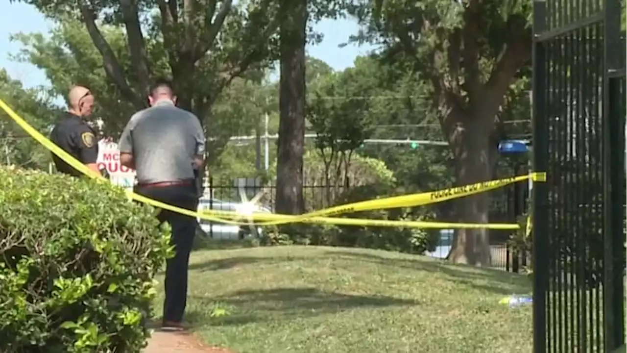 14-year-old in critical condition after being shot outside apartment complex in northwest Houston