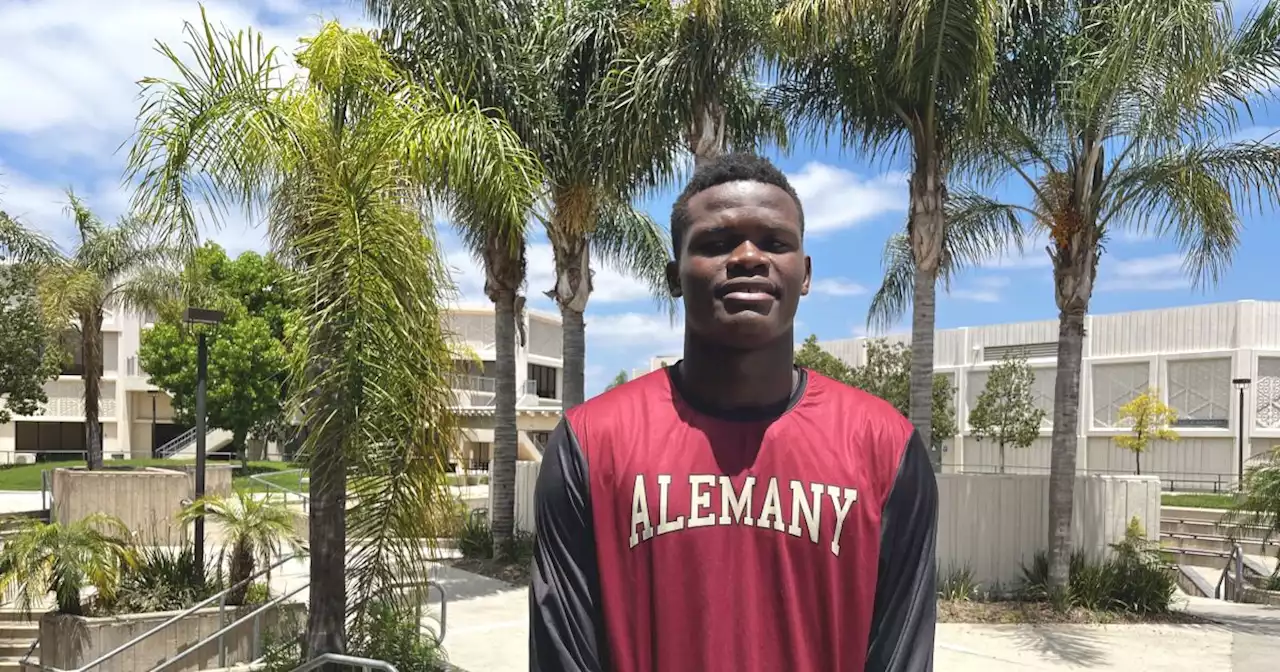 Samuel Mbingazo is the face of an international hoops revolution at Bishop Alemany