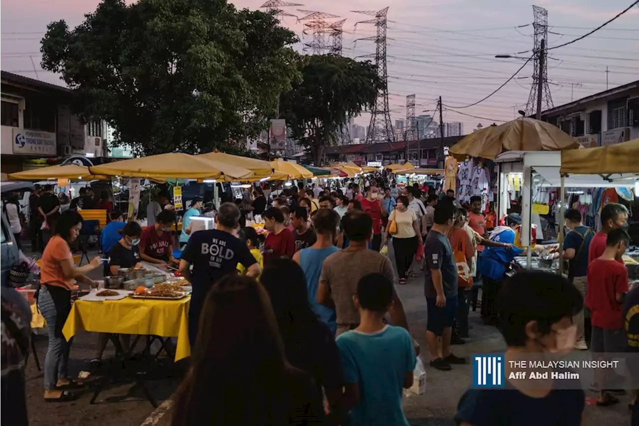 Crowds return to night markets | The Malaysian Insight