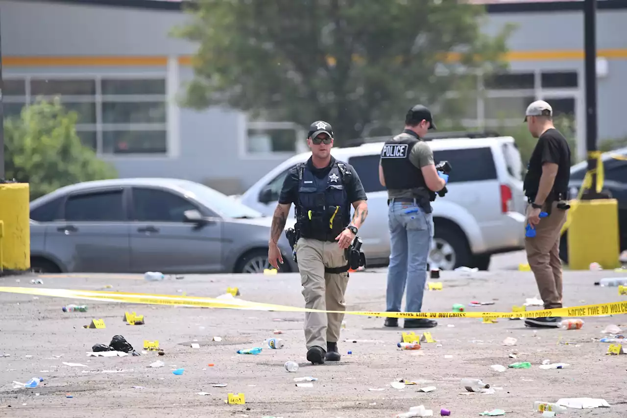 Man killed in deadly mass shooting during Willowbrook Juneteenth celebration ID'd