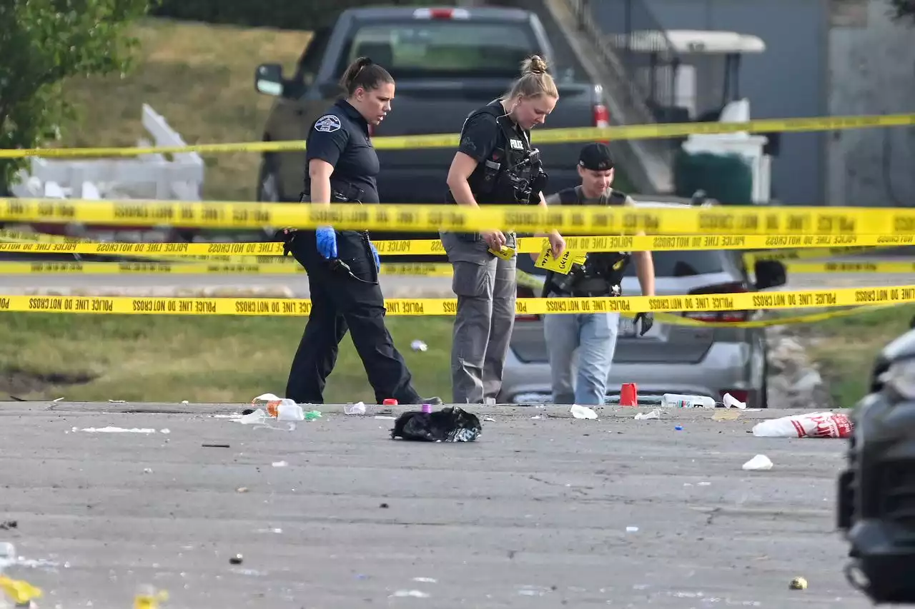 1 dead, 19 hurt in Sunday parking lot party shooting in suburban Chicago