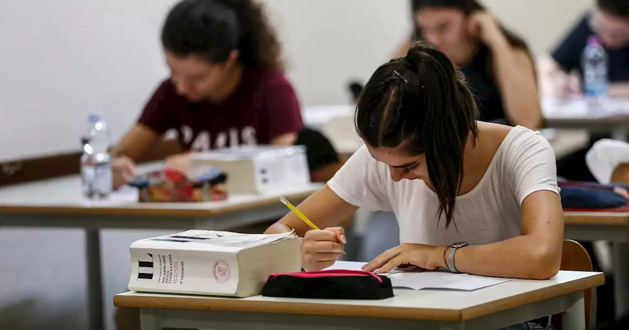 Esame di maturità al via: dal tema ai voti, si torna alla normalità. Coinvolti 536mila studenti