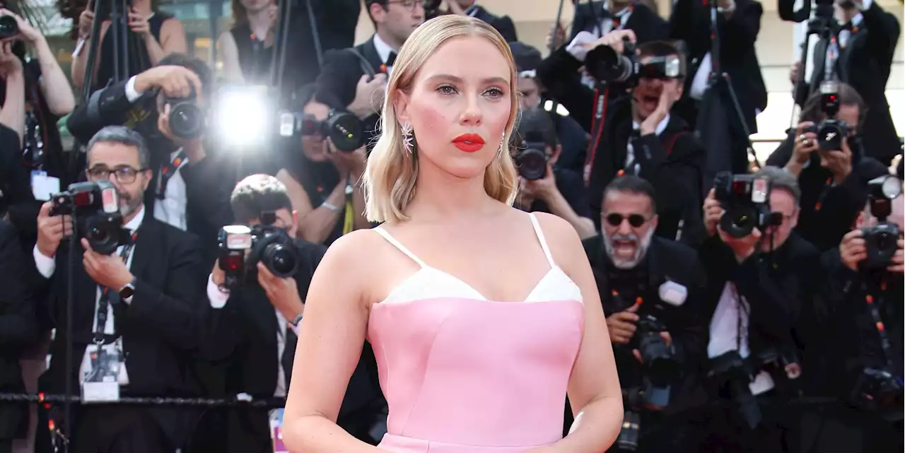 Scarlett Johansson just proved she's still red carpet royalty