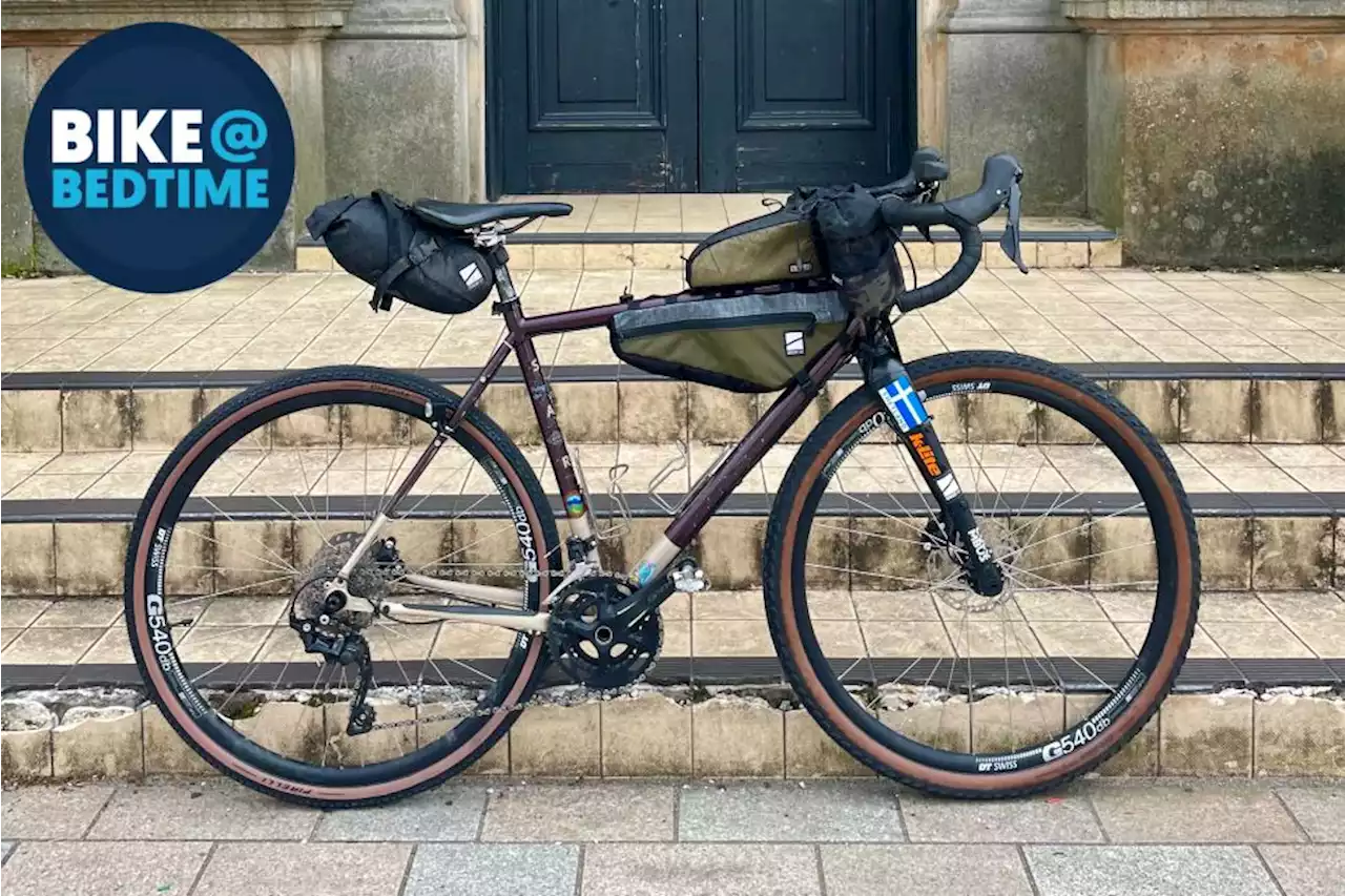 Check out this cool Pelago Stavanger! Do-it-all road bike in ultra-distance gravel mode