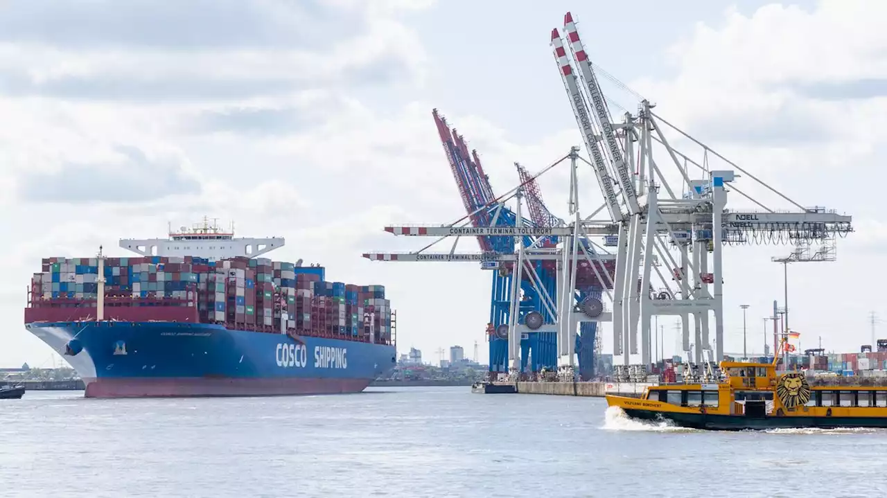 Umstrittener Einstieg von Chinas Staatsreederei Cosco bei Hamburger Terminal besiegelt