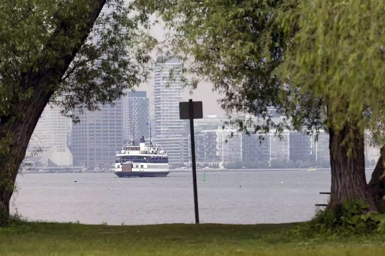 Environment Canada ends second air quality statement for Toronto, but warns health risks may persist