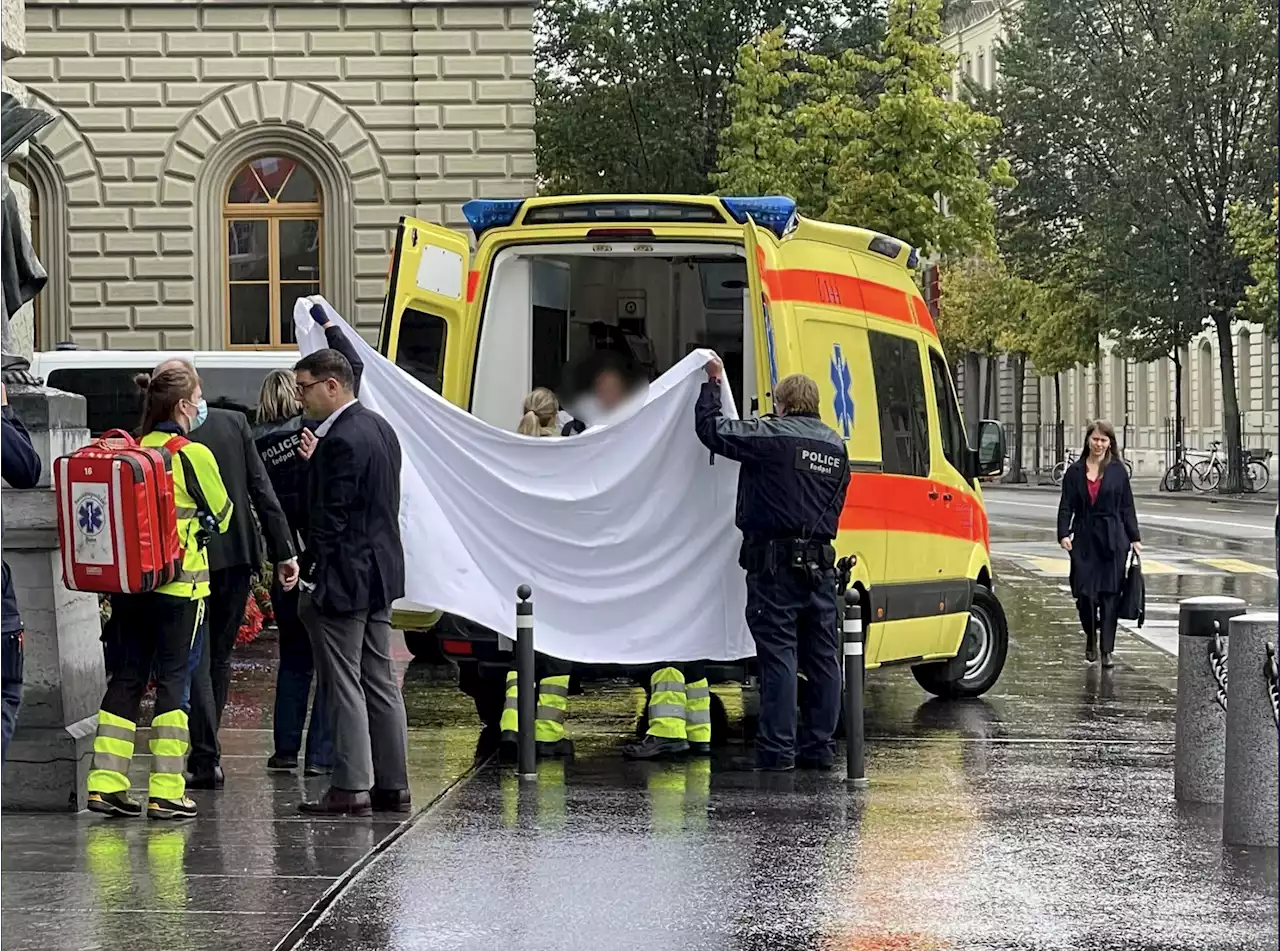 Sanitäter im Bundeshaus: Darum sind jetzt bei jeder Session zwei im Einsatz.