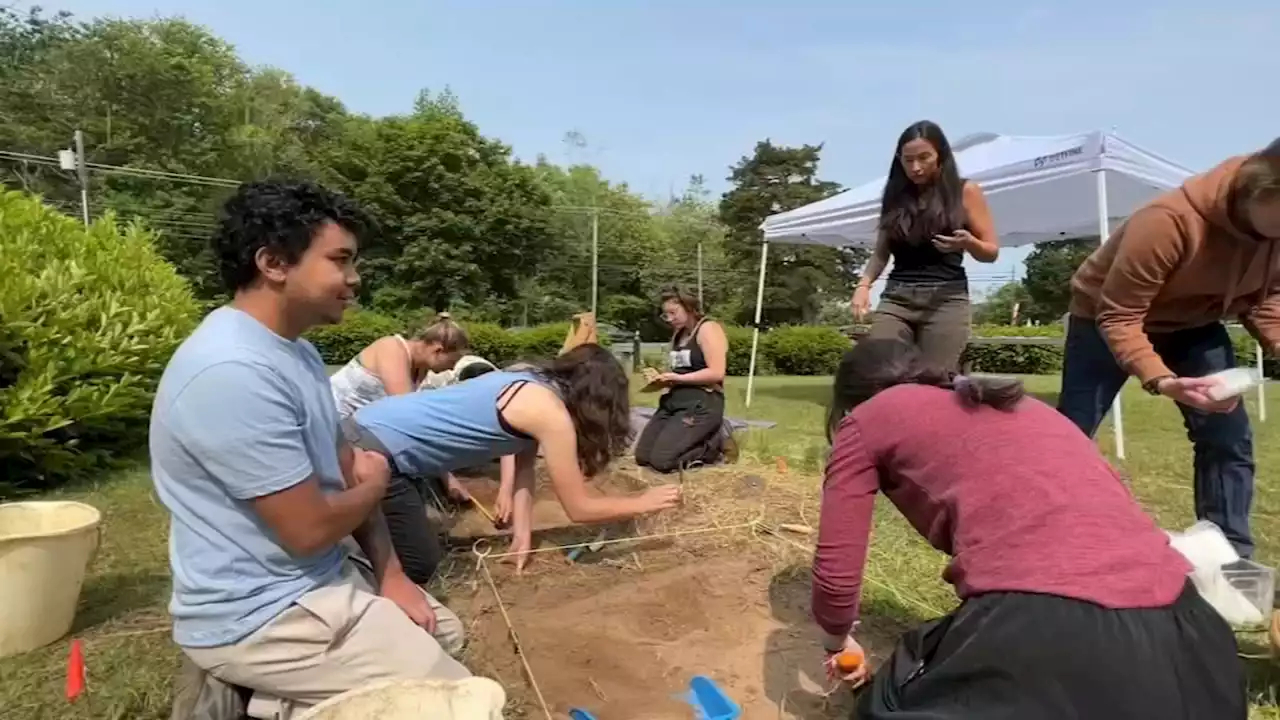 Stockton University archaeology students dig up history in Cape May County