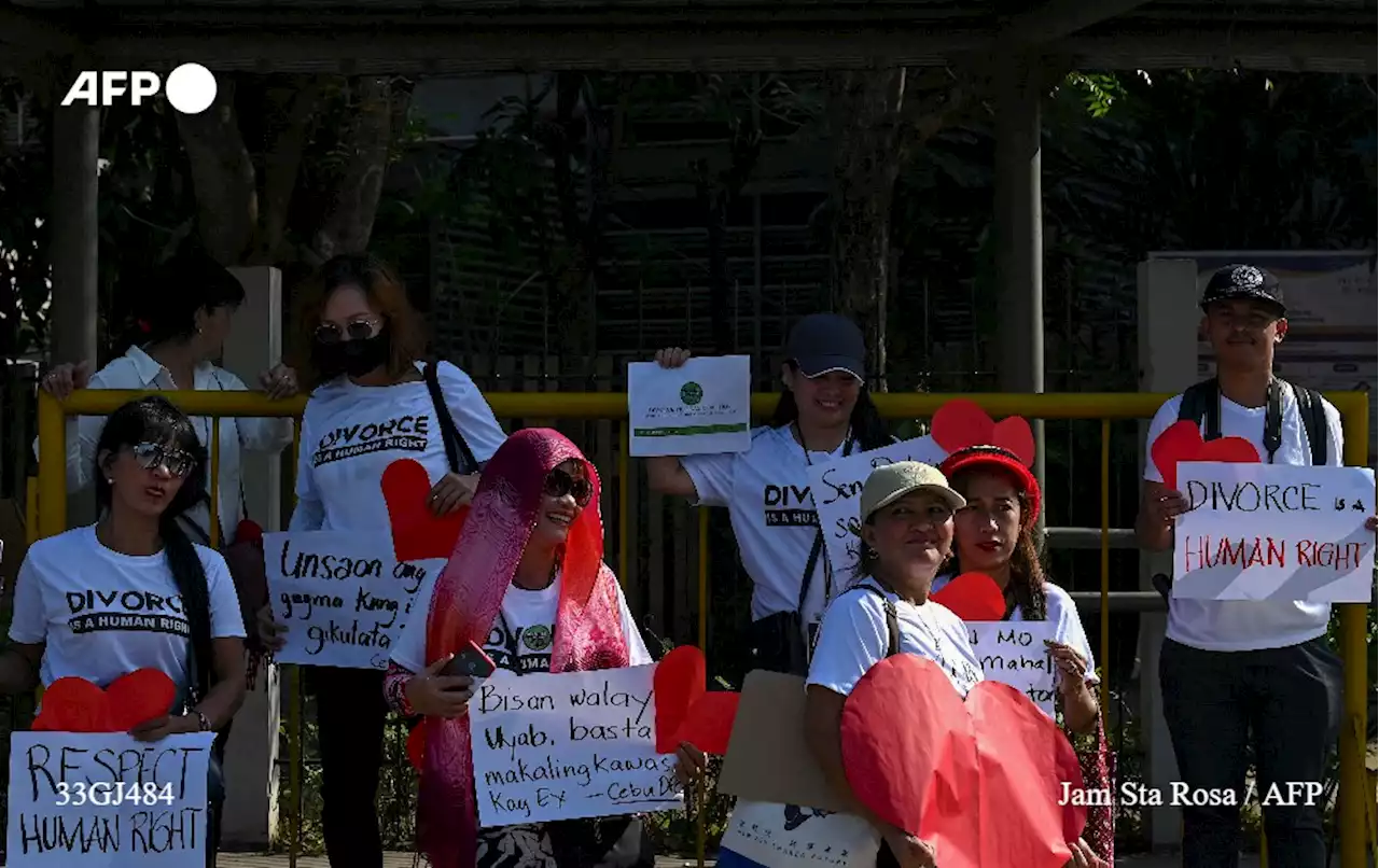 'Nous voulons être libres': les femmes philippines réclament le droit de divorcer