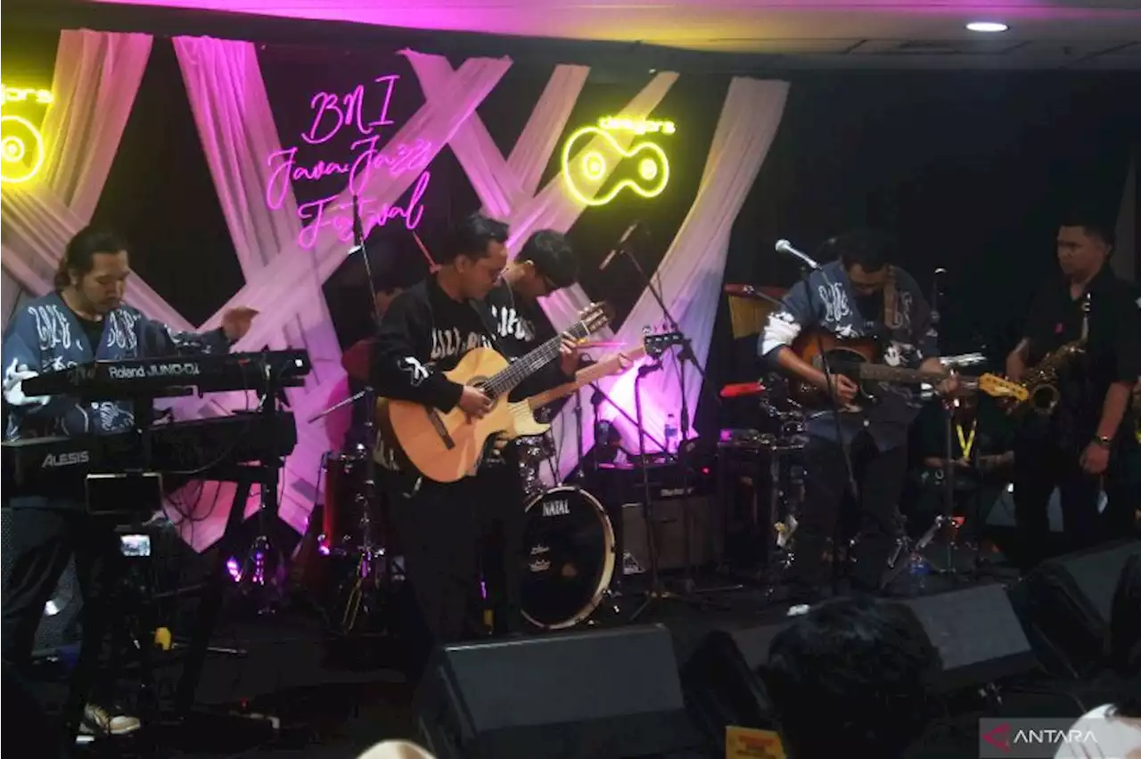 Tampil di Java Jazz, 5Petani bocorkan single baru 'Tarian Panen'