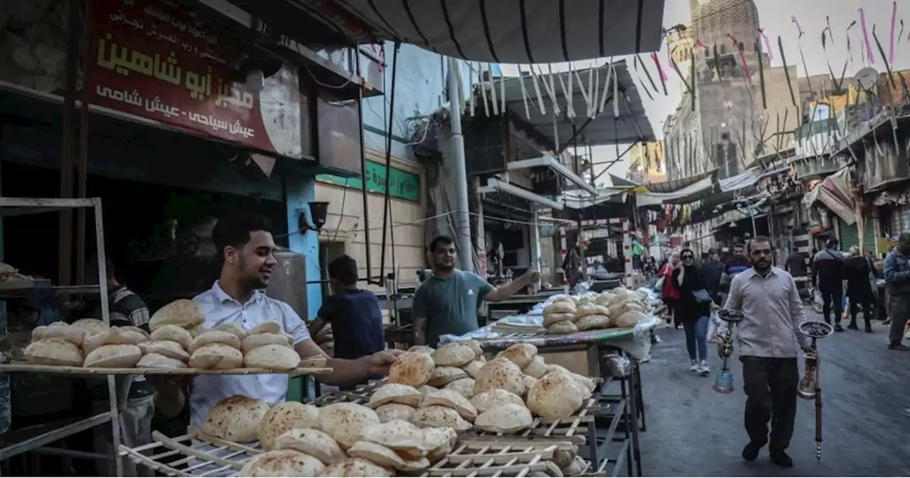 'معهد واشنطن' عن أزمة الخبز في مصر: السيسي تحت الضغط - عربي21