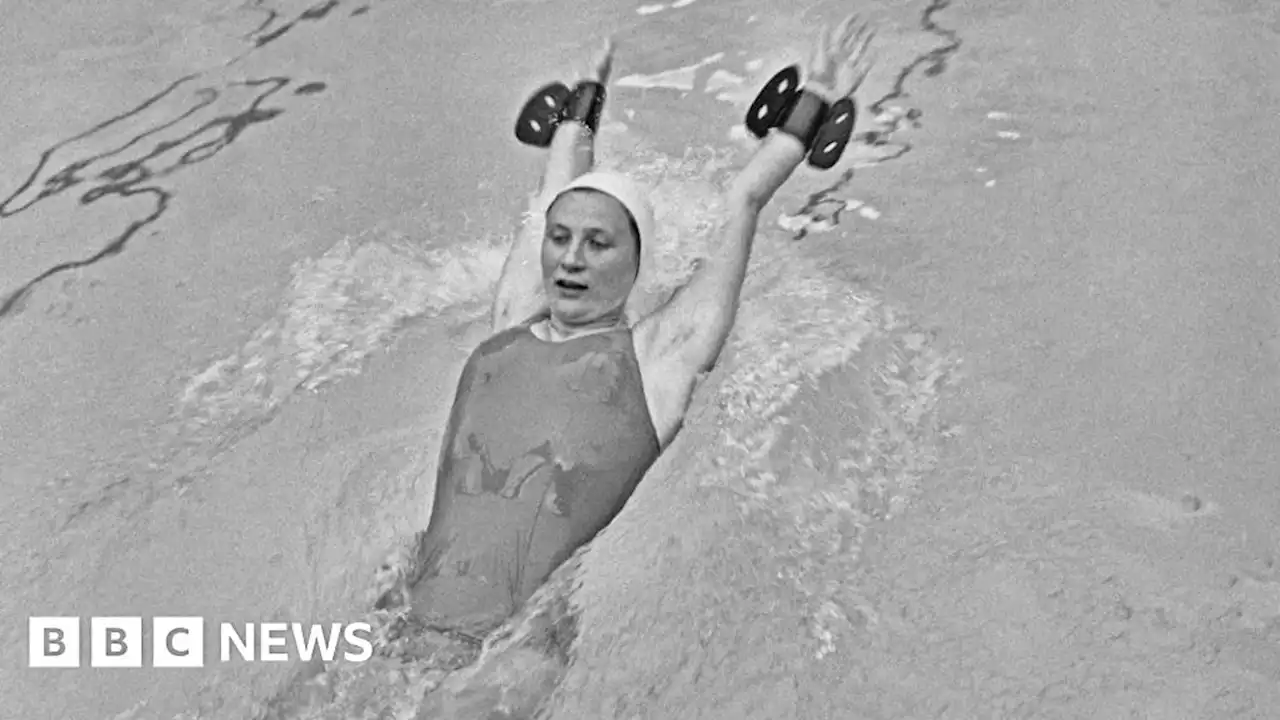 British Olympic champion swimmer Anita Lonsbrough to auction off gold medal