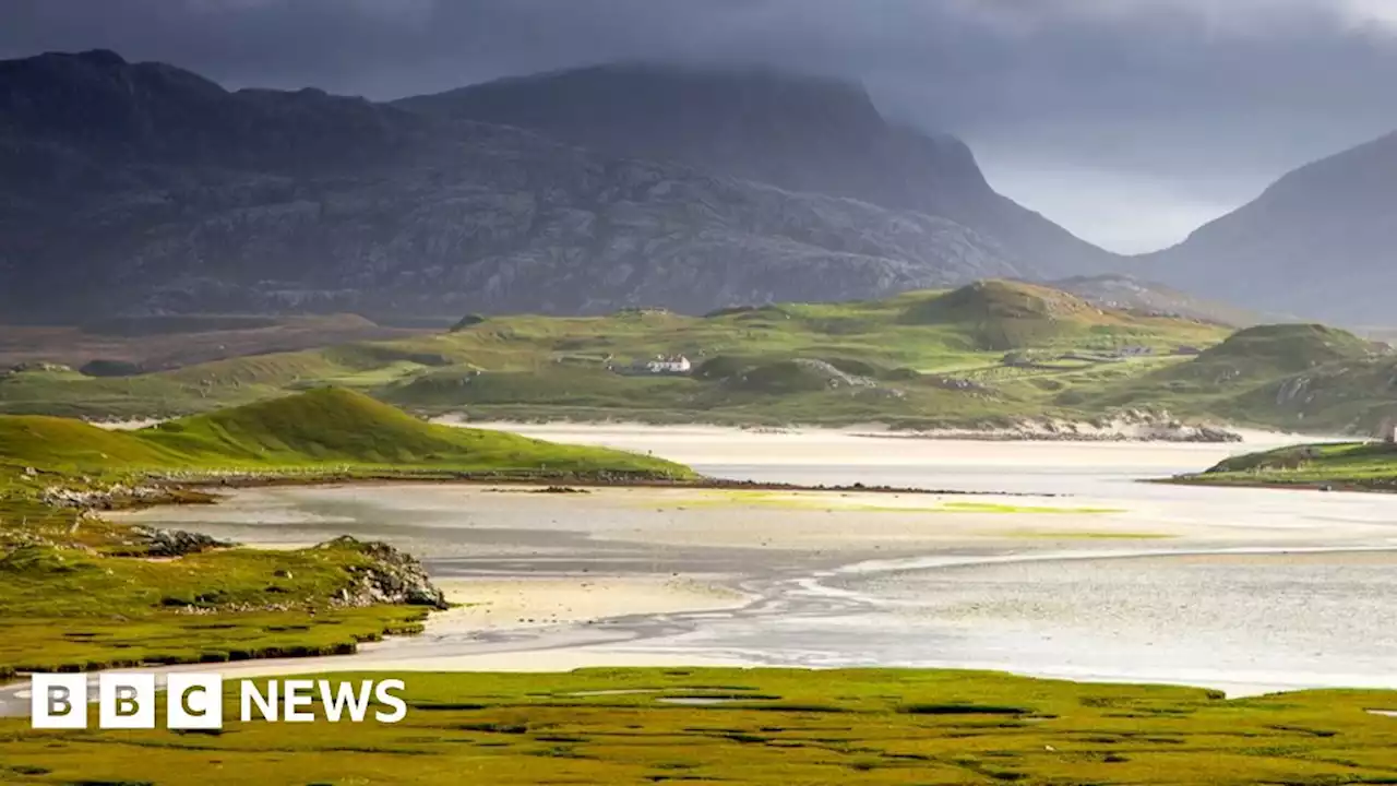 Contamination warning over oil globules on Lewis beaches