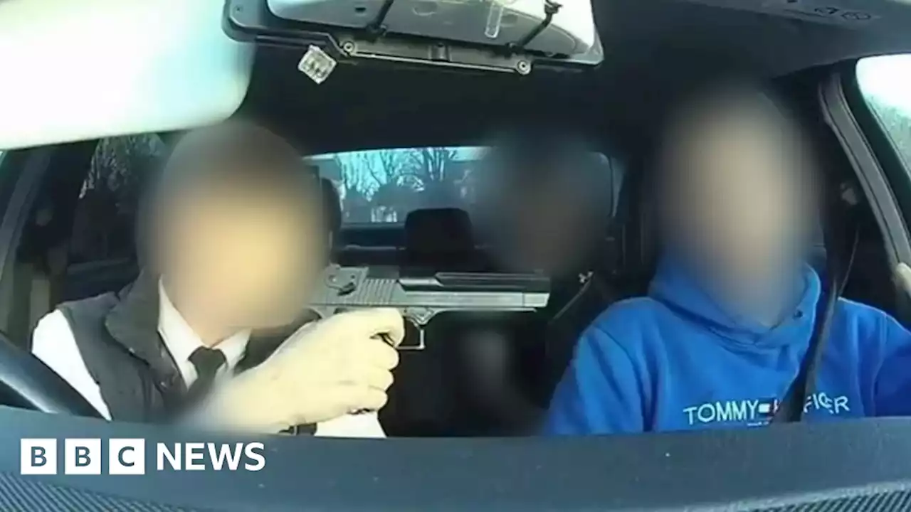 FonaCab: Man faces charges over 'suspected gun' video