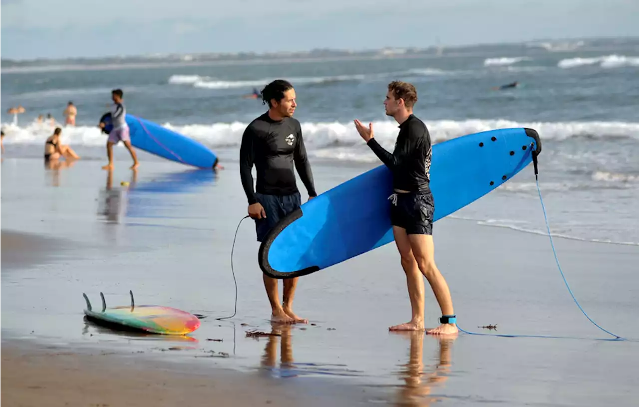 Perlengkapan yang Wajib Dibawa Saat Liburan ke Pantai