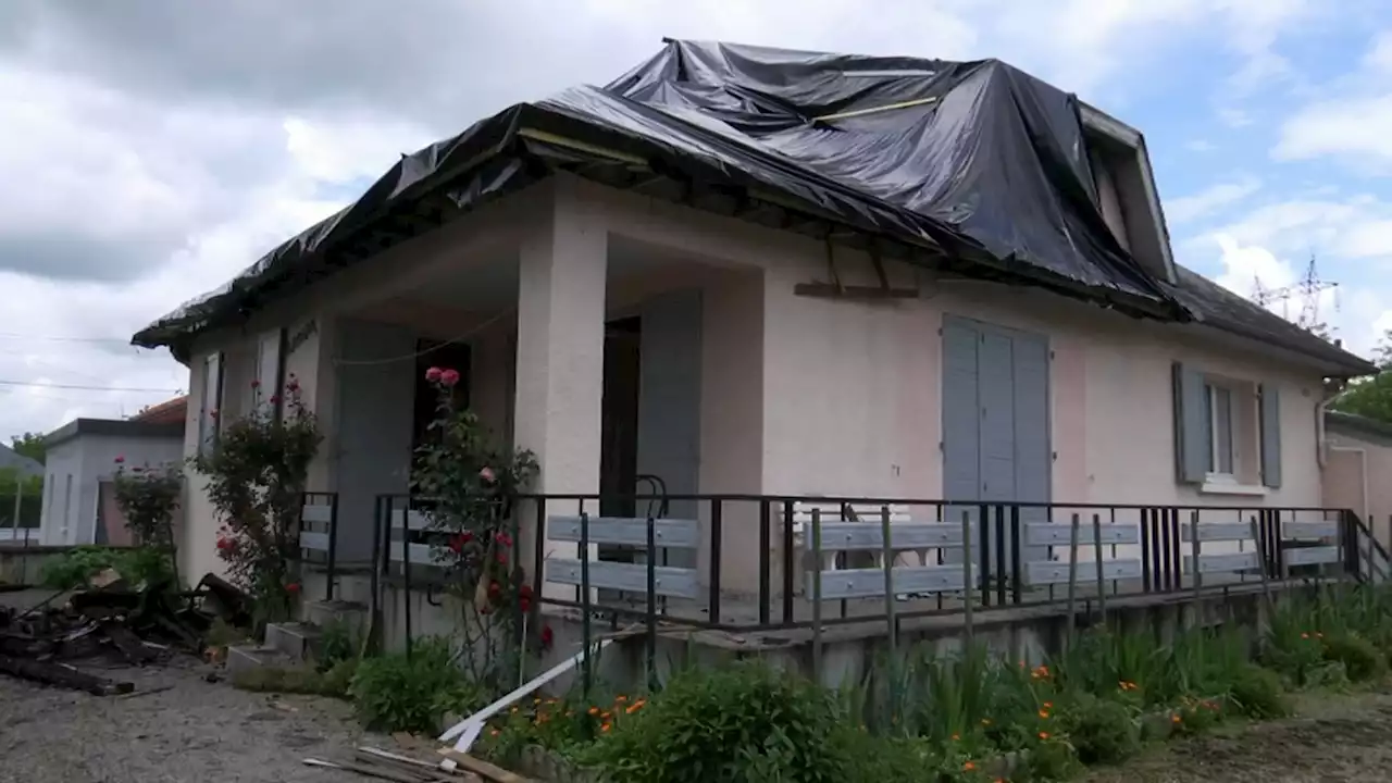 'Toute la charpente a brûlé': une maison frappée par la foudre dans les Hautes-Pyrénées