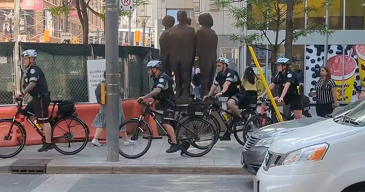 Toronto bike cops recorded breaking the same laws they ticket people over