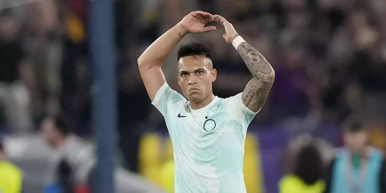 Tenang, Lautaro Martinez Tidak akan Tinggalkan Inter Milan - Bola.net