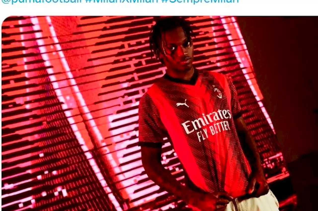 Hari Ini Pakai Baju Baru, Rafael Leao Resmi Perpanjang Kontrak di AC Milan - Bolasport.com