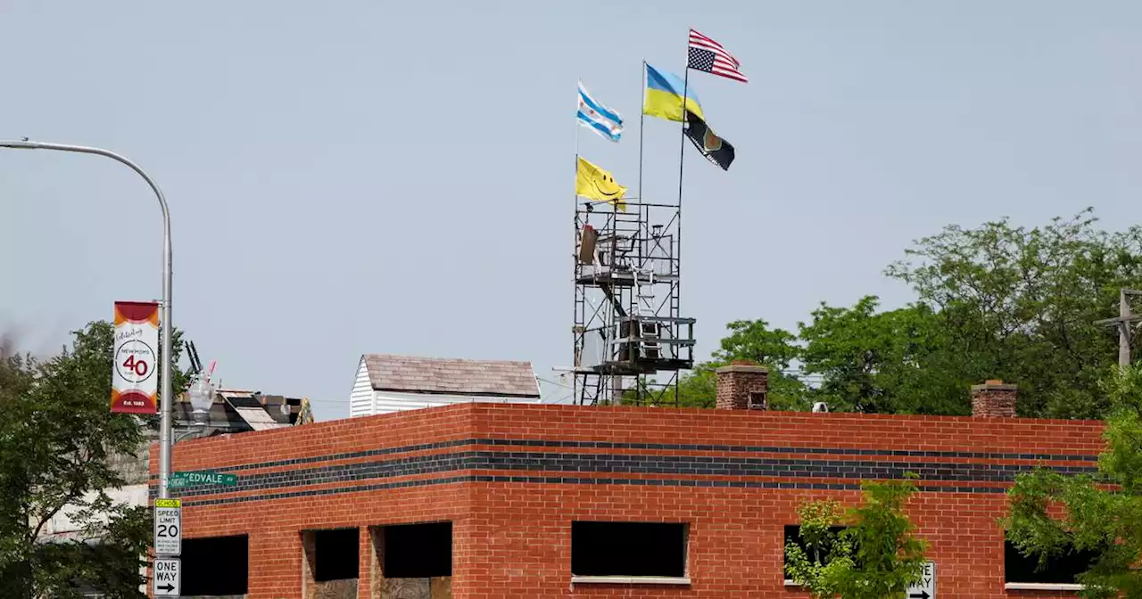 West Humboldt Park residents concerned about swastika on building