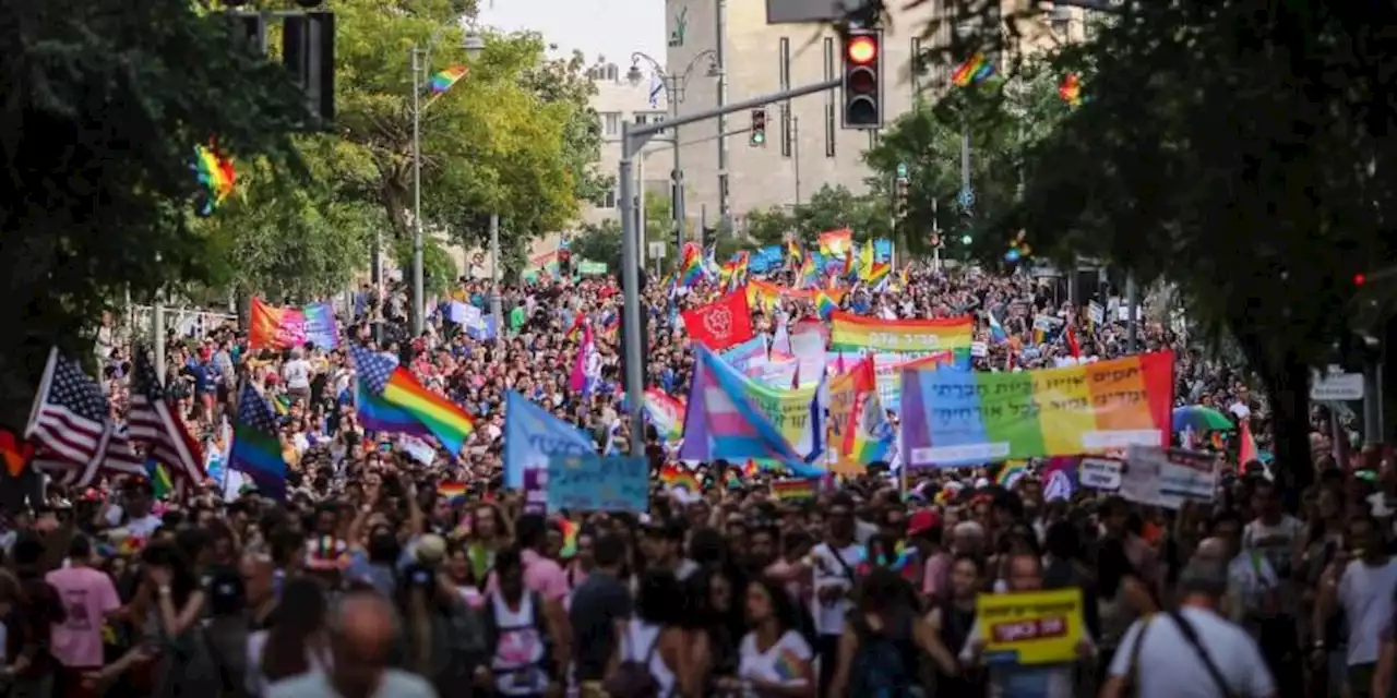 Tausende Menschen gehen in Jerusalem bei Pride-Parade auf die Straße