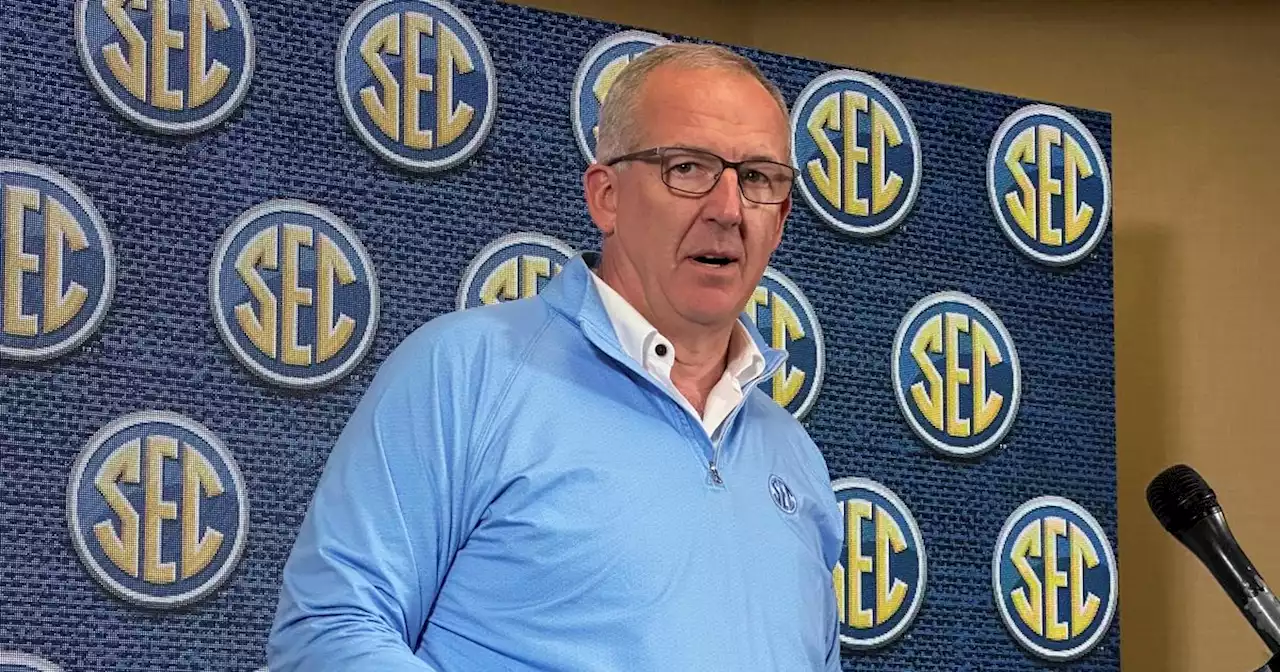 SEC to stick with 8-game conference schedule after Texas, Oklahoma join in 2024