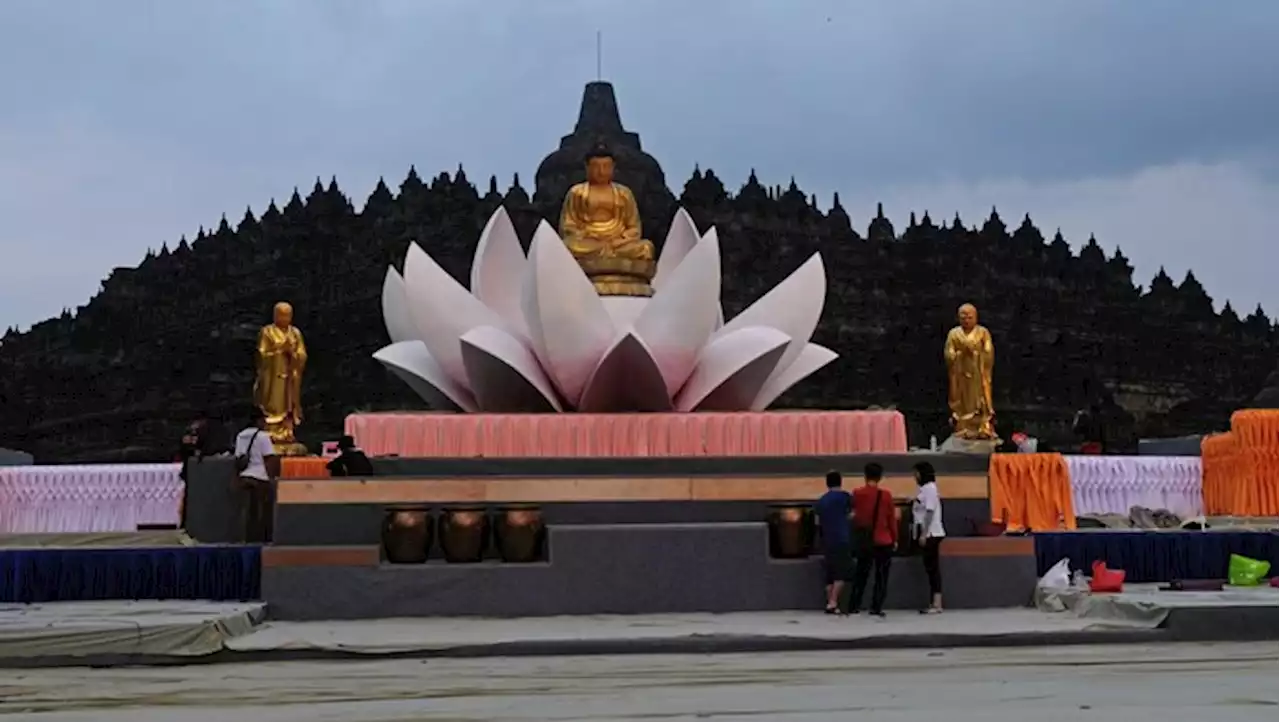 Melihat Persiapan Perayaan Waisak 2023 di Candi Borobudur