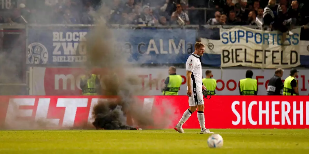 Nach 21 Minuten Unterbrechung geht's weiter, Wehen führt 4:0 gegen Bielefeld