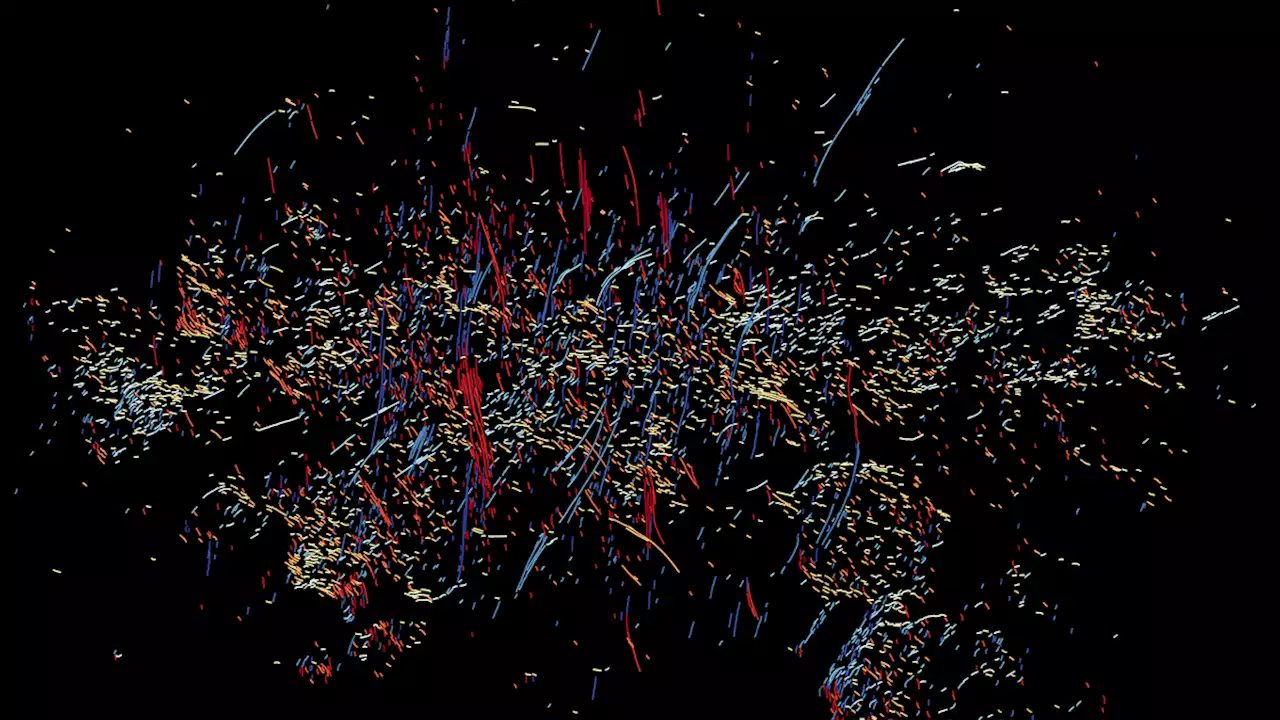 Hundreds of One-Dimensional Strands Found Lurking in Our Galaxy's Core