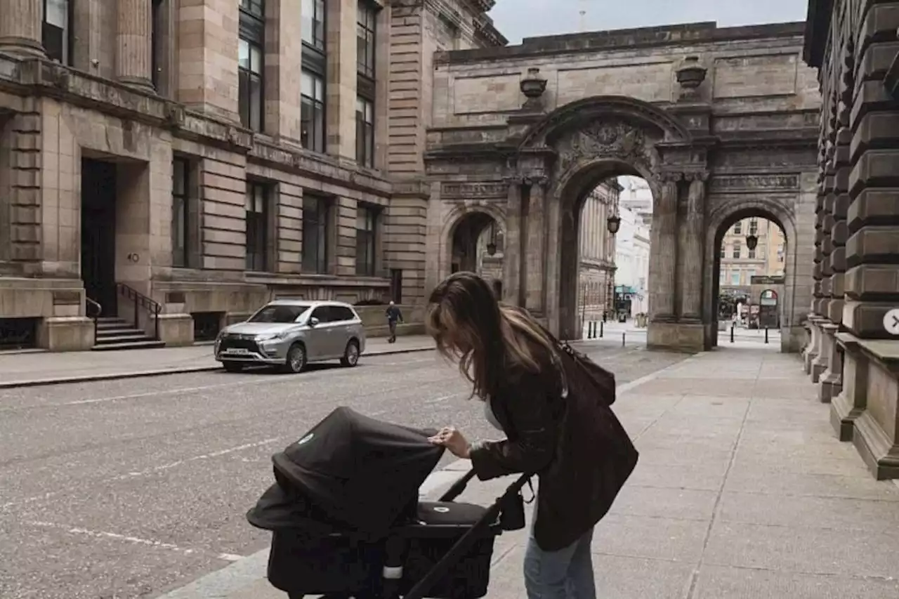 'Girls in the city': Jamie Genevieve registers birth of daughter in Glasgow