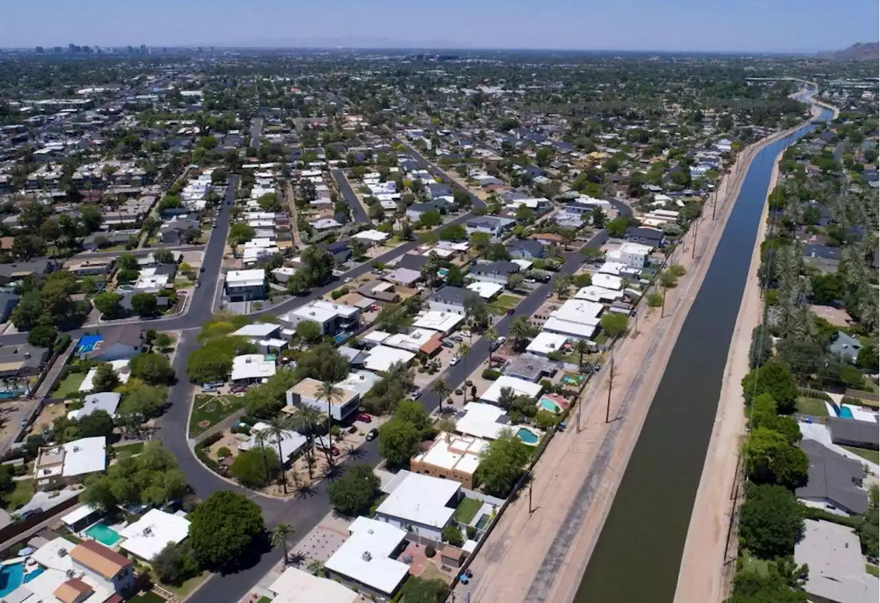 Arizona trims Phoenix homebuilding as groundwater dries up