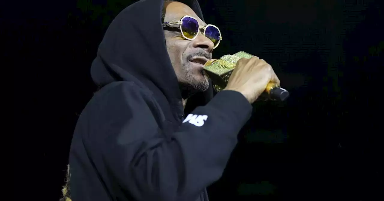 Snoop Dogg postpones Hollywood Bowl shows in support of writers’ strike