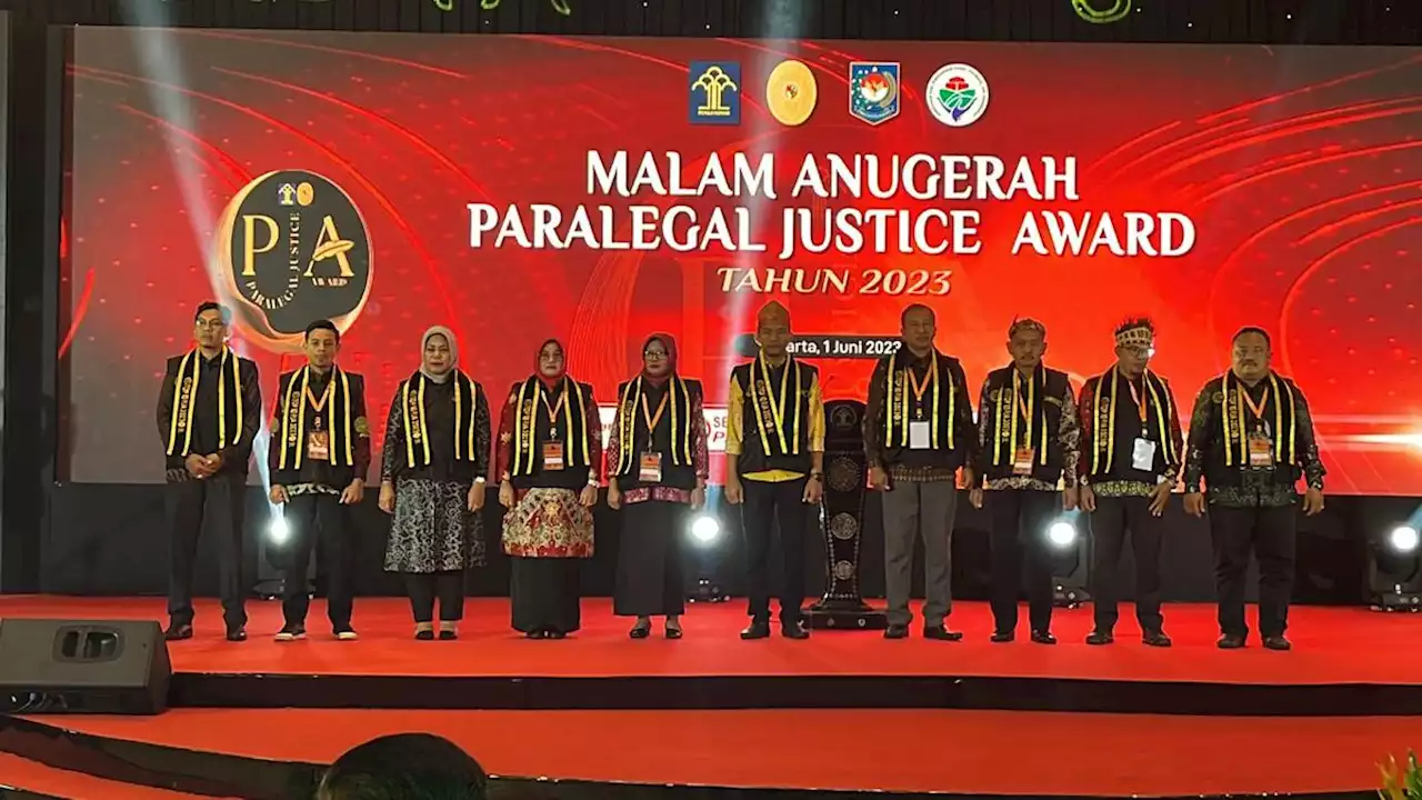 Paralegal Justice Award: Lurah Setu Kecamatan Cipayung Raih 10 Terbaik