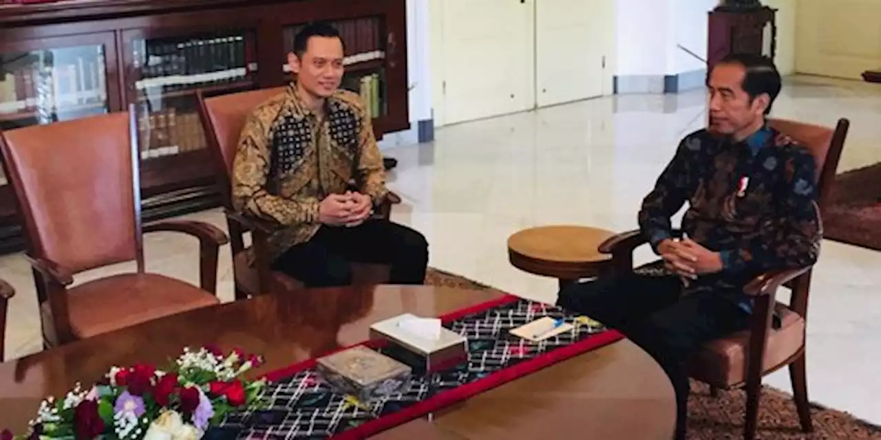 Denny Siregar Cerita SBY Minta AHY Cawapres Jokowi-Prabowo, Demokrat Buka Fakta Lain | merdeka.com