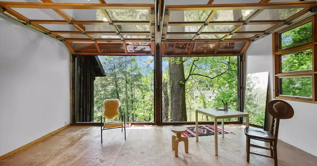 Jasper Johns’s Extremely Bright Upstate Studio Is for Sale