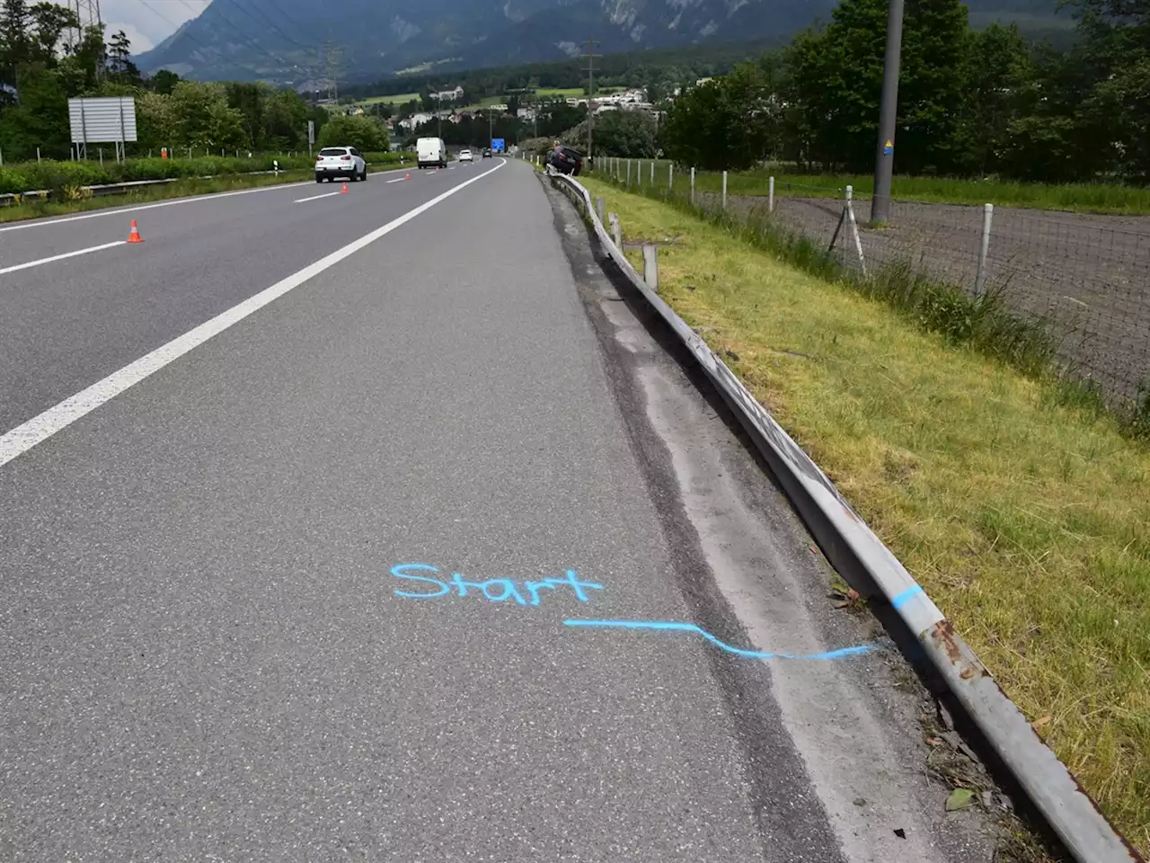 Stadt Chur GR / A13: Fahrunfähiger Autofahrer (40) durch Leitplanke gestoppt