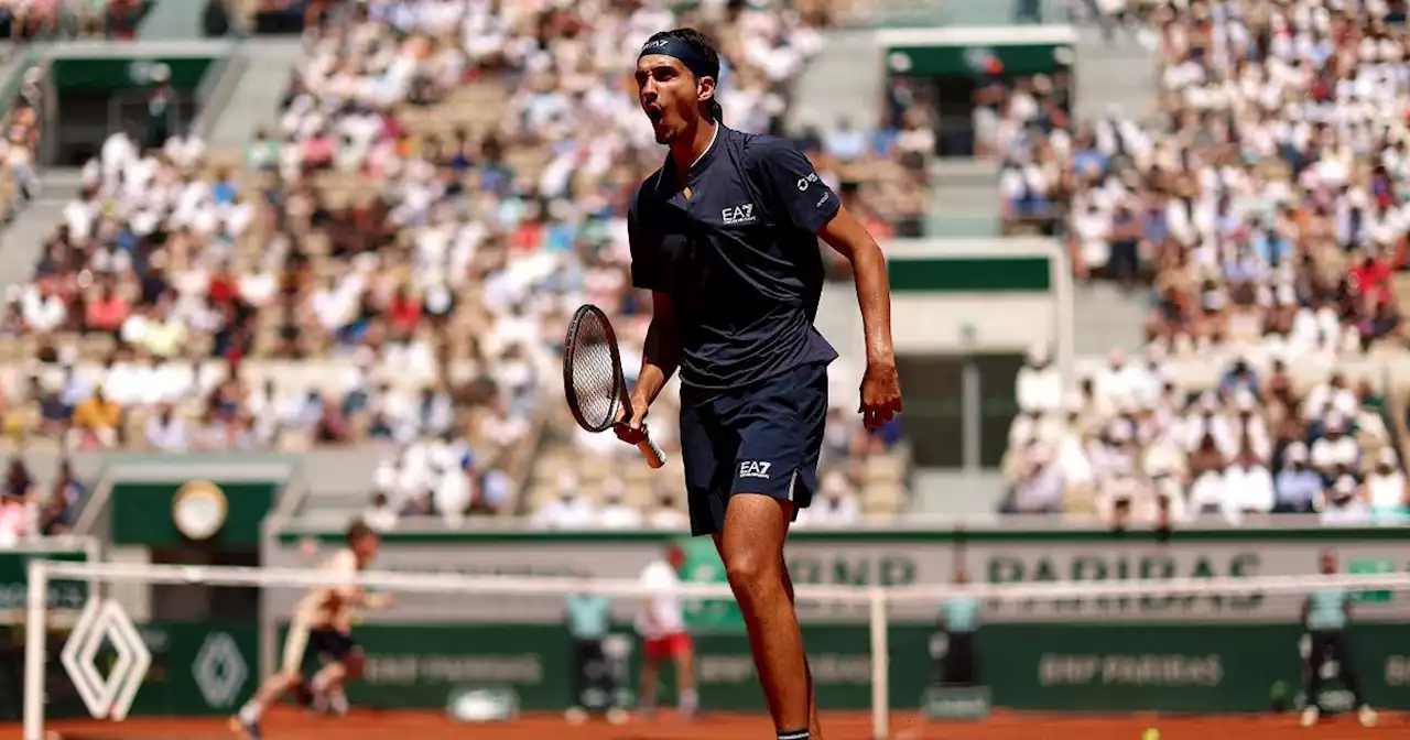 Roland Garros, impresa dell'azzurro Sonego che batte la testa di serie n.7 Rublev