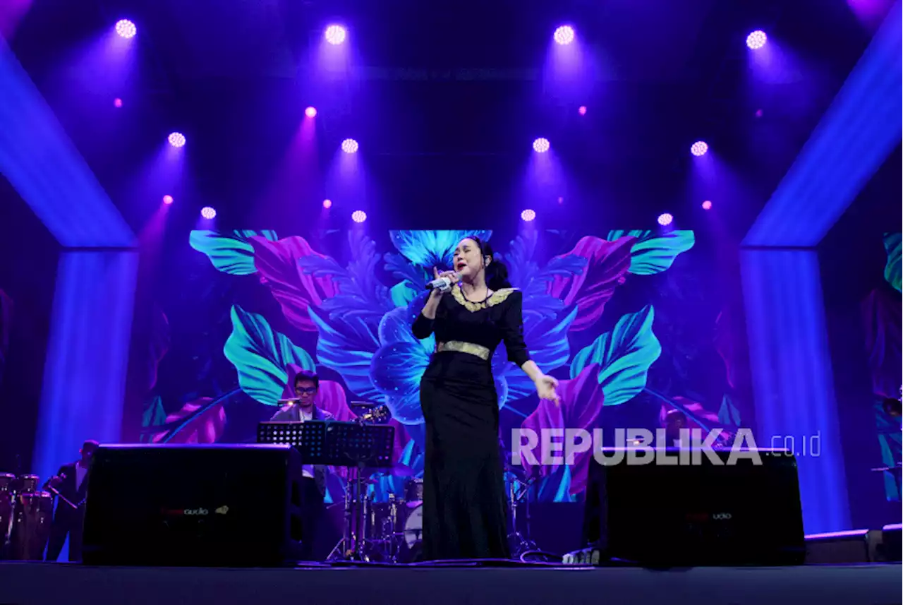 Aksi Panggung Titi DJ di Java Jazz Festival |Republika Online