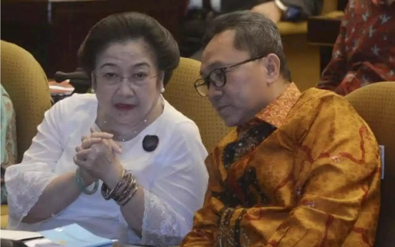 Ketum PAN Zulkifli Hasan Dijadwalkan Temui Ketum PDIP Megawati Siang ini |Republika Online