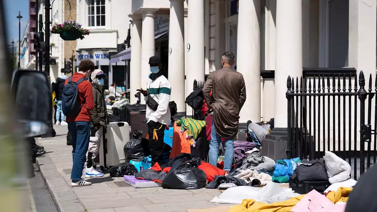 Large group of refugees 'left on the street' in Westminster for two nights