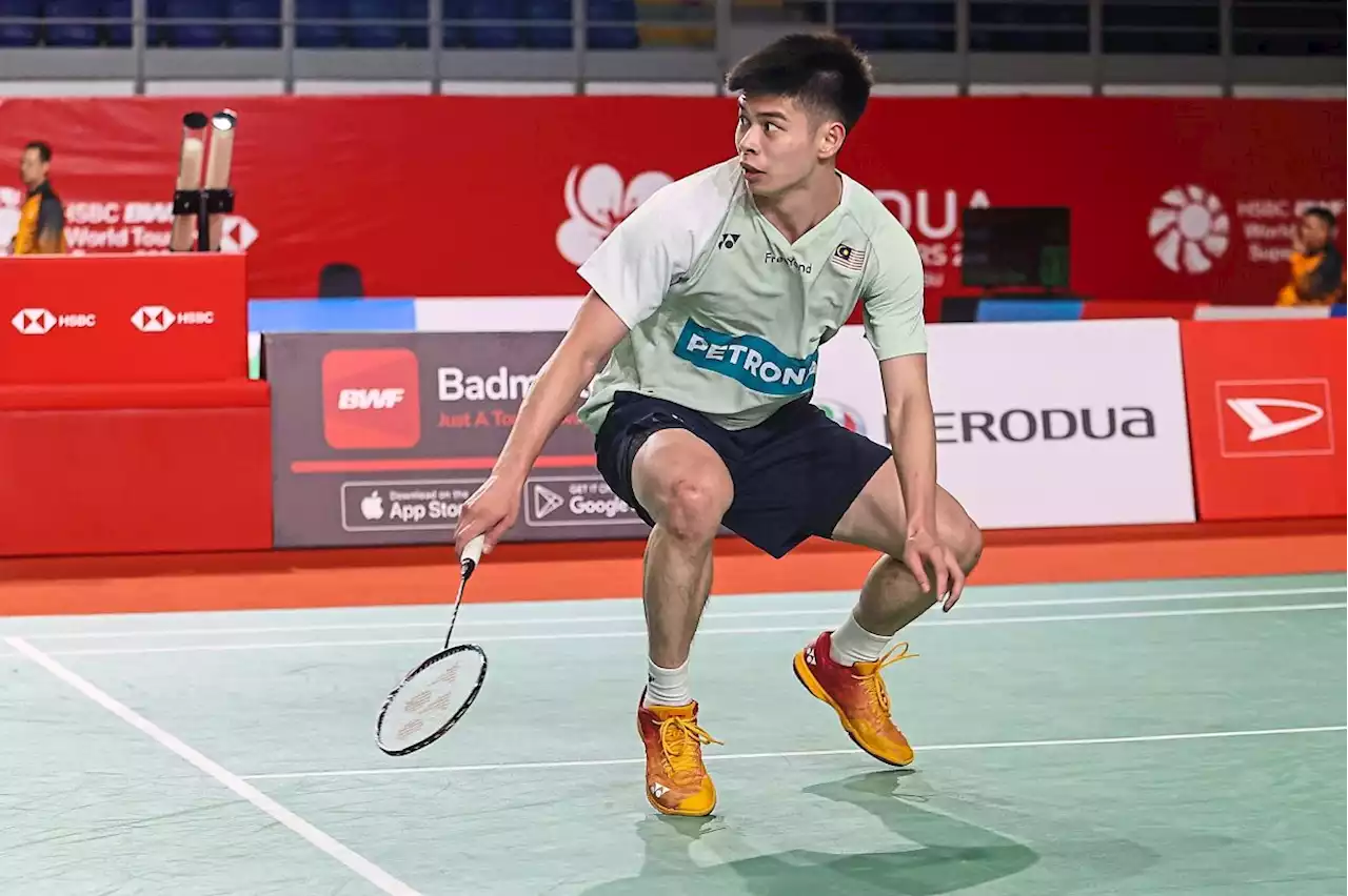 Tze Yong and Jun Hao reach last eight