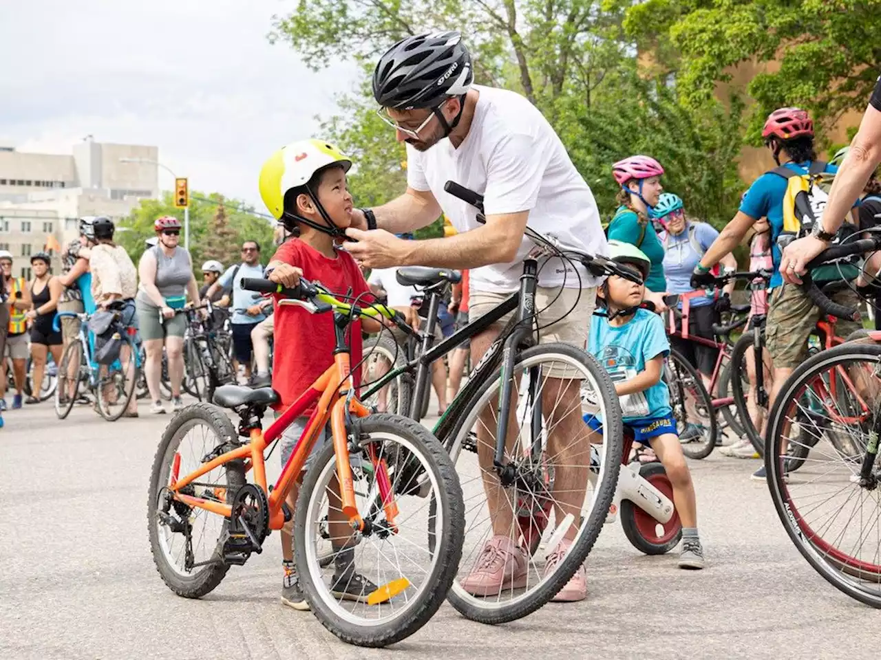 Phil Tank: Tragedy puts Saskatoon bike lane battles into perspective