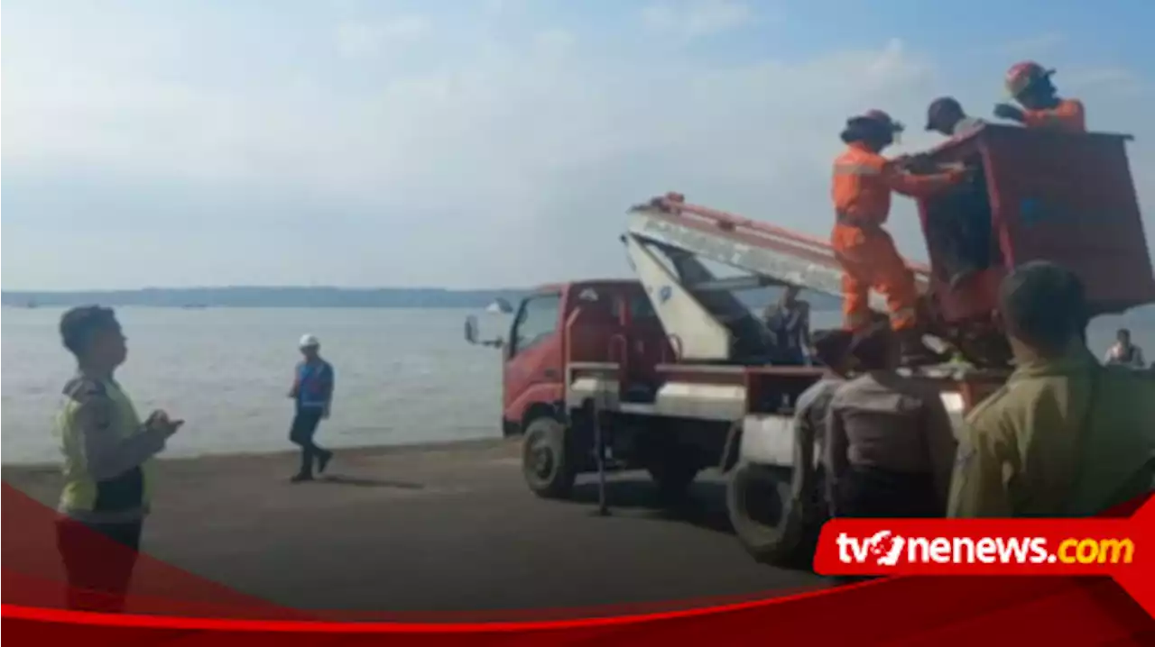 Takut Ketinggalan Kapal, Seorang Penumpang di Surabaya, Nekat Ancam Petugas Jeburkan Diri ke Laut, Ini Kronologisnya