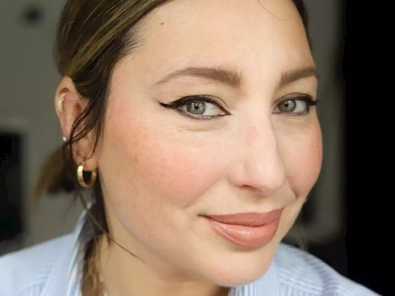Makeup tutorial: Drama of a grunge look with an updated twist