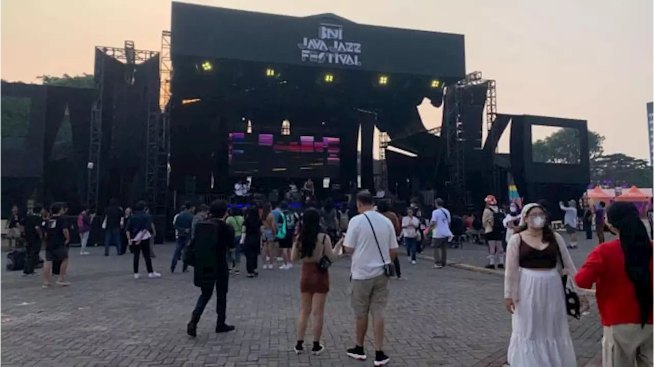 Suasana Hari Pertama BNI Java Jazz Festival 2023