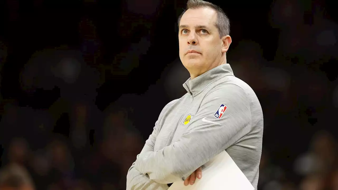 Suns reportedly hire ex-Lakers head coach Frank Vogel