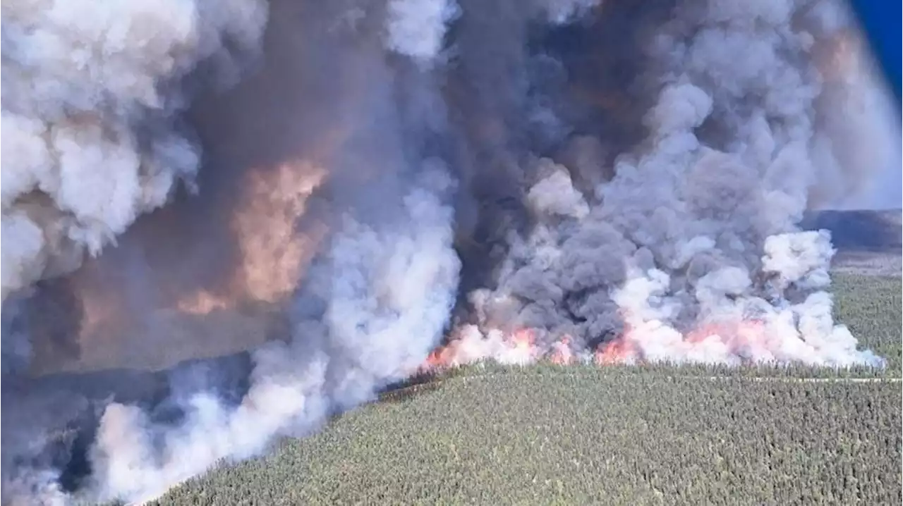 B.C. evacuation order rescinded but district says wildfire remains 'volatile'